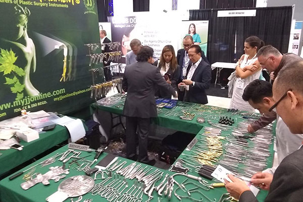 Besuch von Frau Dr. Eberlein bei International Society of Aesthetic Plastic Surgery ISAPS in Miami Beach